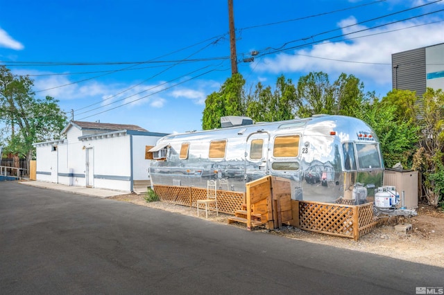 view of manufactured / mobile home