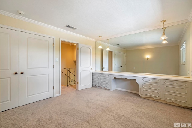 bathroom with ornamental molding