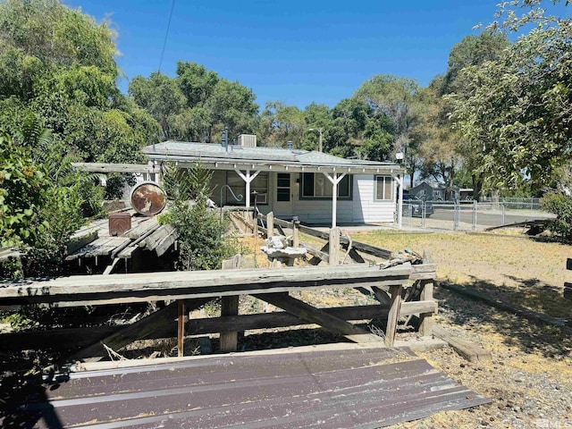 view of front of house