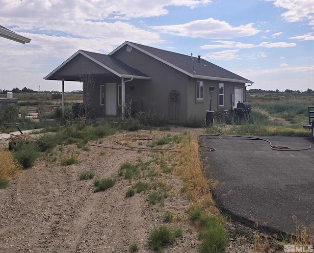 view of front of house