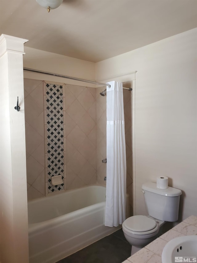 full bathroom with shower / tub combo with curtain, toilet, and sink