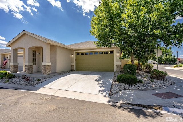 view of front facade with a garage