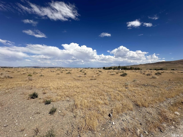 Listing photo 3 for 01834139 Glick Rd, Silver Springs NV 89429