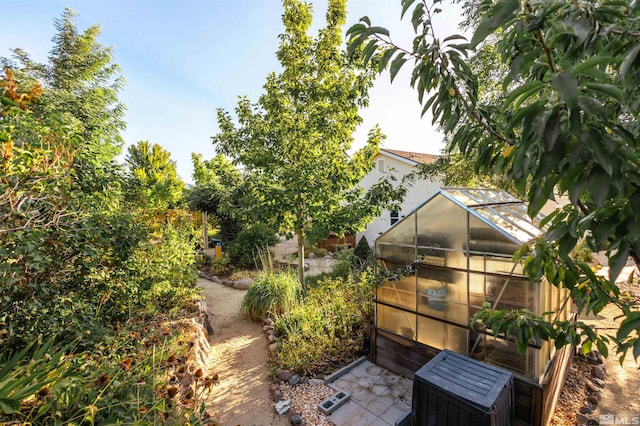 exterior space featuring an outbuilding