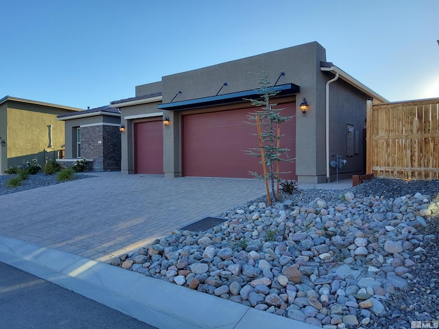 view of front facade featuring a garage