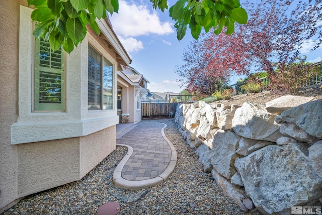 view of yard with a patio area