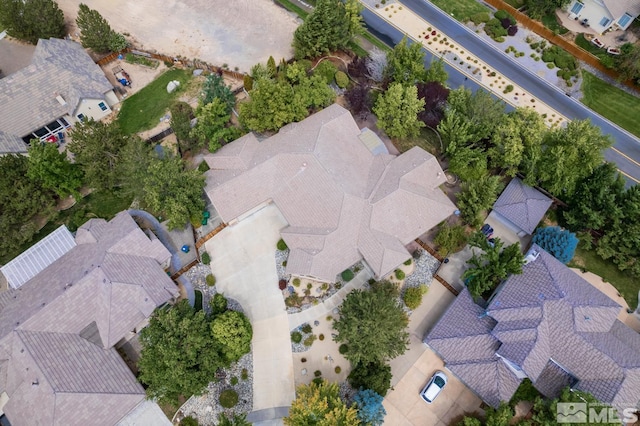 birds eye view of property featuring a residential view