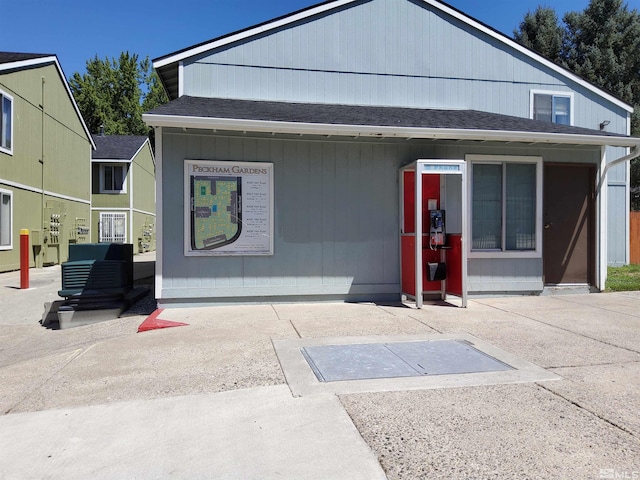 view of front of home