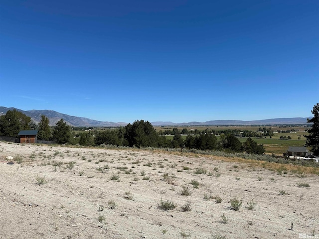 Listing photo 3 for 468 Horsethief Cir, Gardnerville NV 89460