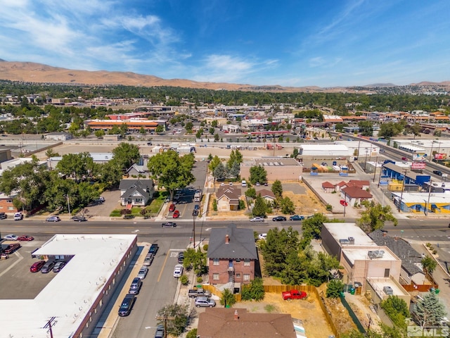 bird's eye view featuring a mountain view