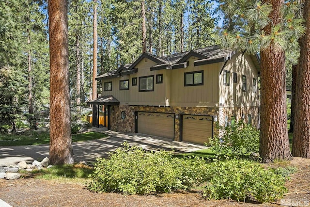 view of front of home featuring a garage