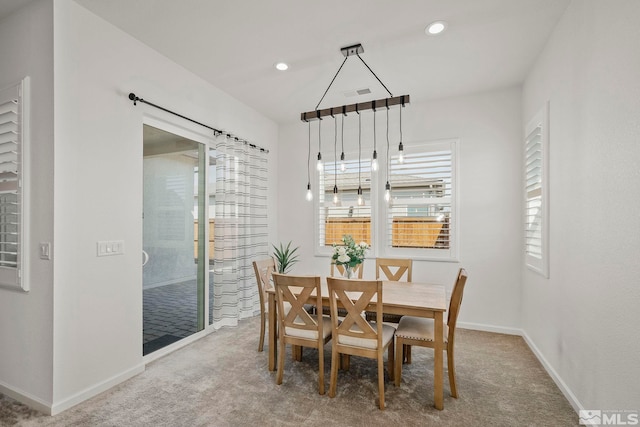 dining space featuring recessed lighting, visible vents, baseboards, and carpet