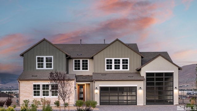 view of front of property featuring a mountain view