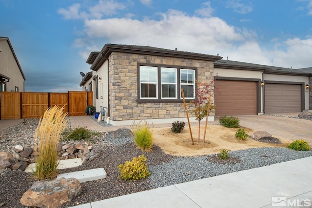 view of front facade featuring a garage