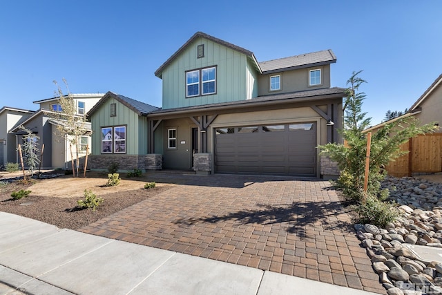 view of front of house featuring a garage