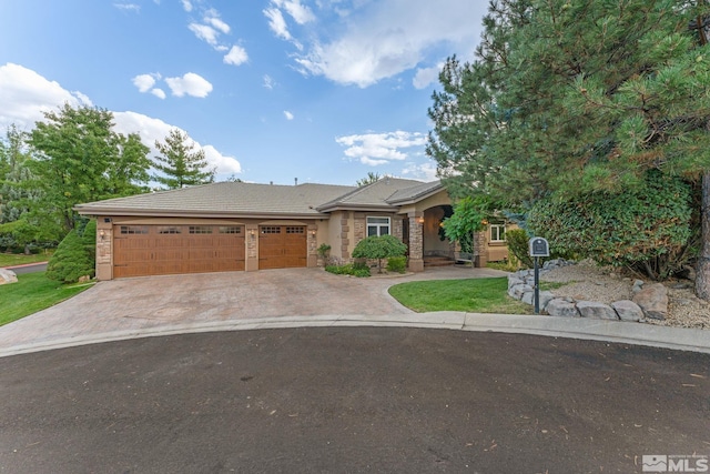 view of front of house featuring a garage