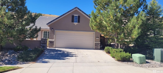 view of front facade with a garage