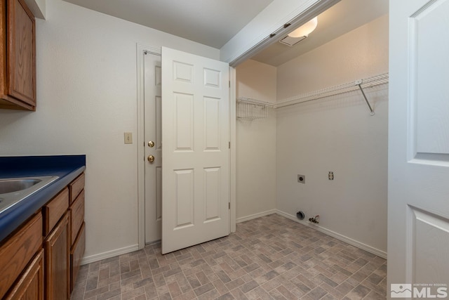 washroom with electric dryer hookup