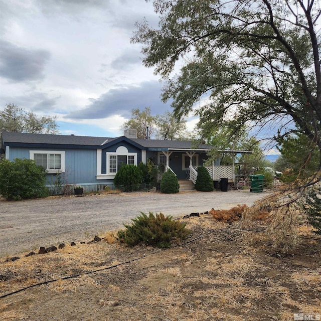 Listing photo 2 for 3595 E 5th St, Silver Springs NV 89429