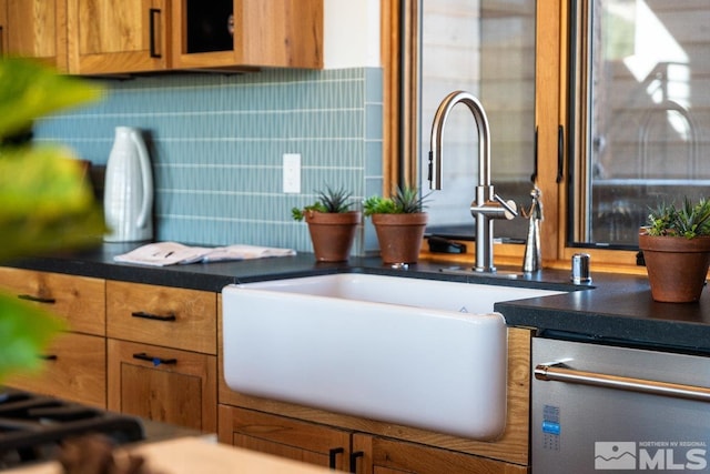 details with sink and tasteful backsplash