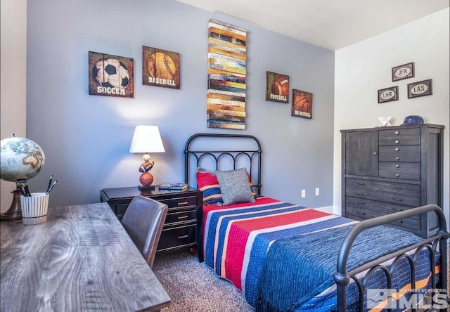 view of carpeted bedroom