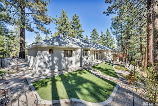 view of front of property with a patio area