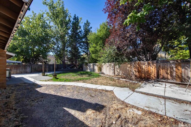 view of yard with a patio