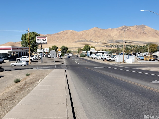 Listing photo 3 for 560 Hanson St, Winnemucca NV 89445