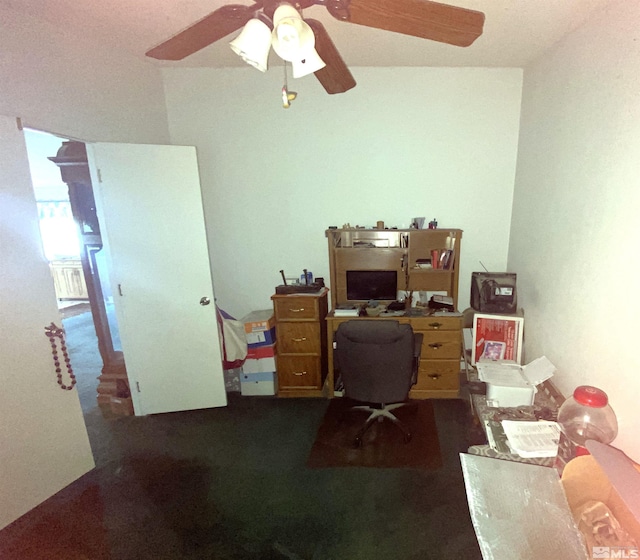 office space with ceiling fan