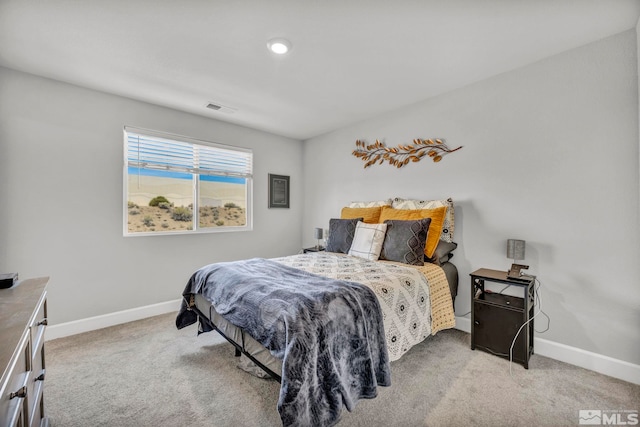 bedroom featuring carpet floors