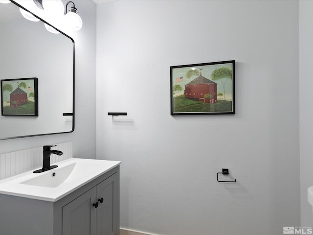 bathroom with vanity