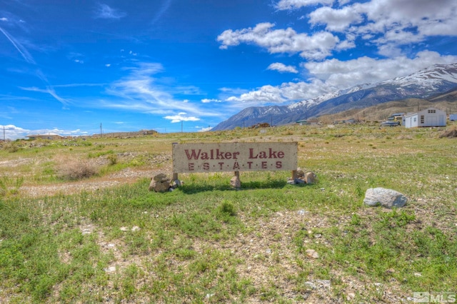 Listing photo 2 for 776 Gladys Dr, Walker Lake NV 89415