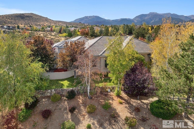 bird's eye view with a mountain view