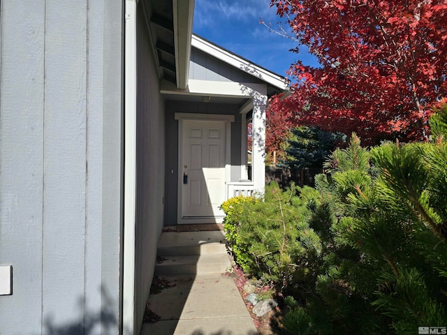 view of property entrance