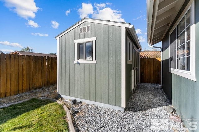 view of outbuilding