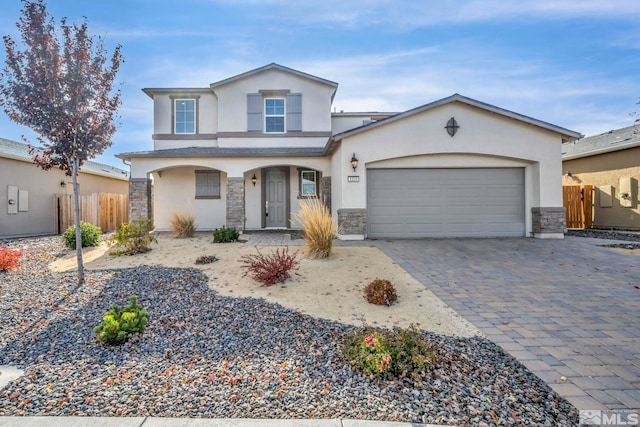 view of front property featuring a garage