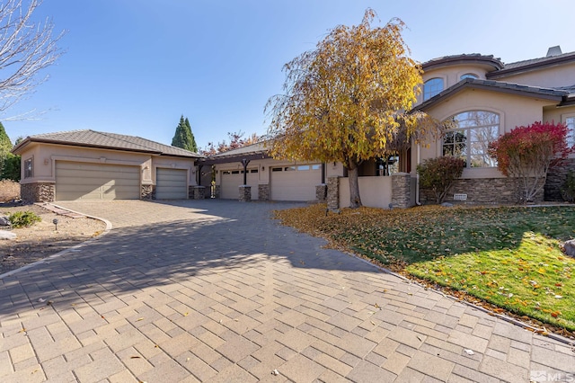 view of front of house with a garage