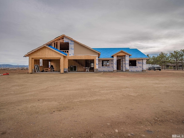 view of front of property