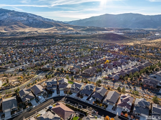 bird's eye view with a mountain view