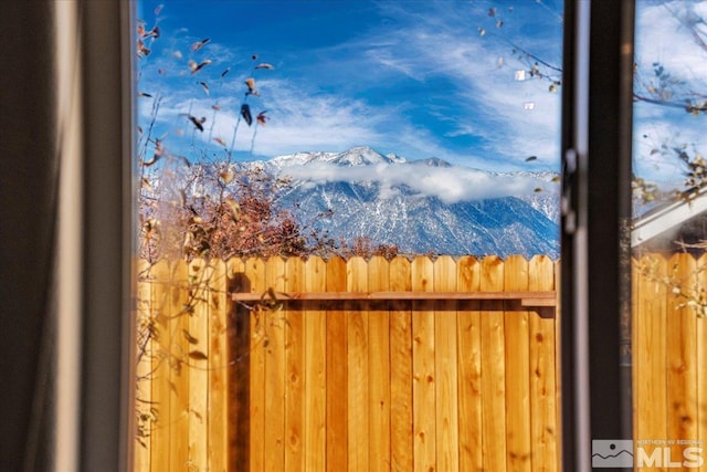 room details featuring a mountain view