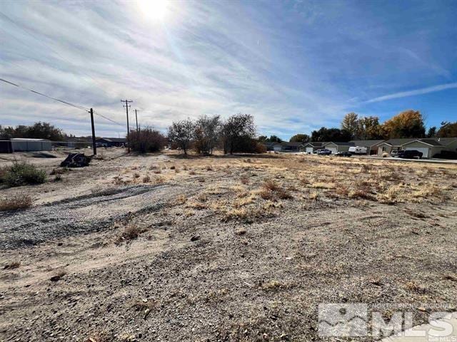 Listing photo 3 for 321 Silver Spur Dr, Fallon NV 89406