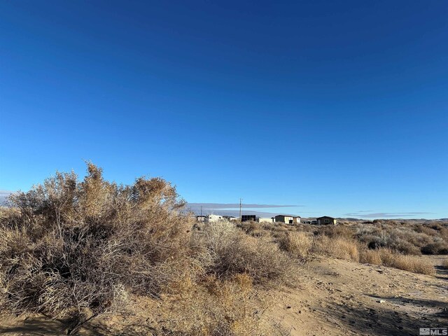 Listing photo 3 for 3610 River Valley Rd, Silver Springs NV 89429