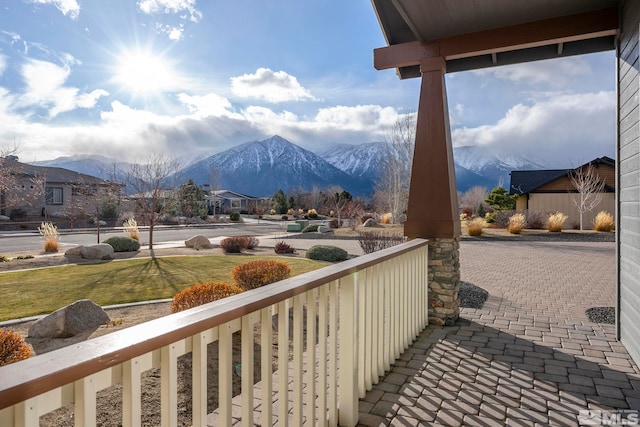 balcony featuring a mountain view