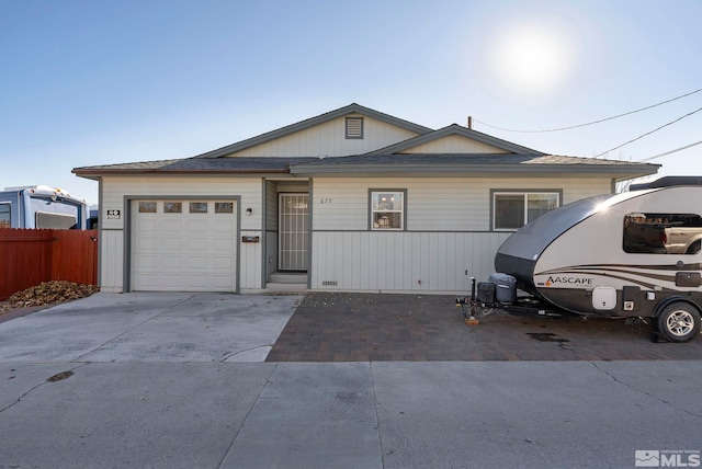 view of front facade featuring a garage