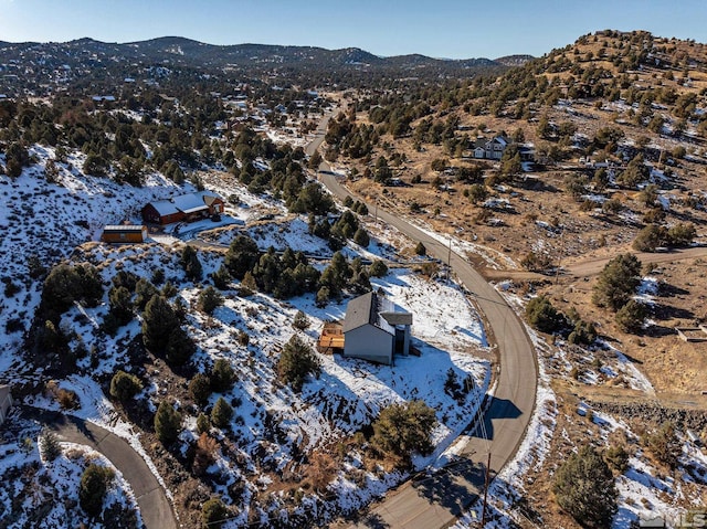 bird's eye view featuring a mountain view