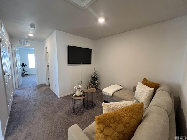 living room with carpet flooring