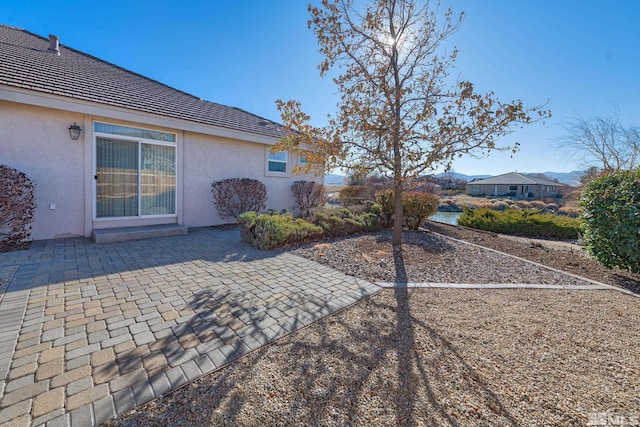 view of yard with a patio area