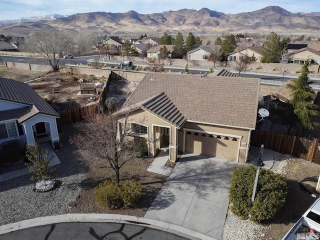 bird's eye view featuring a mountain view