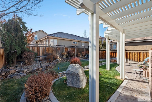 view of yard with a pergola