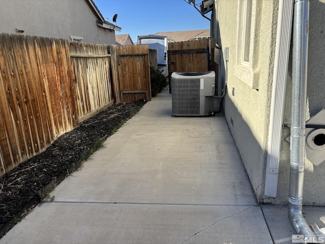 view of patio featuring cooling unit